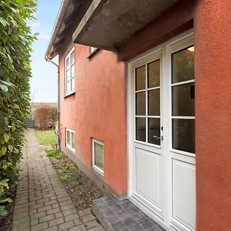 Apartment Sanders Charm - Endearing Two-bedroom With Shared Garden Copenhagen