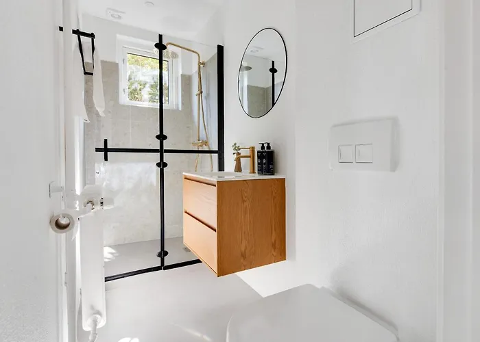 Charm 1 - Chic 2-bdr With Shared Garden Lejlighed *