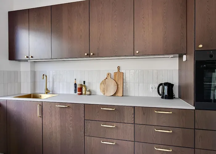 Charm 1 - Chic 2-bdr With Shared Garden Apartment Copenhagen