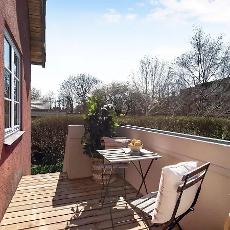 Charm 1 - Chic 2-bdr With Shared Garden Daire
